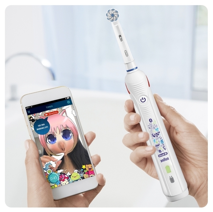 Oral-B Smart 4 Junior Sensi - особенности: датчик нажима, таймер, индикация зарядки, синхронизация со смартфоном
