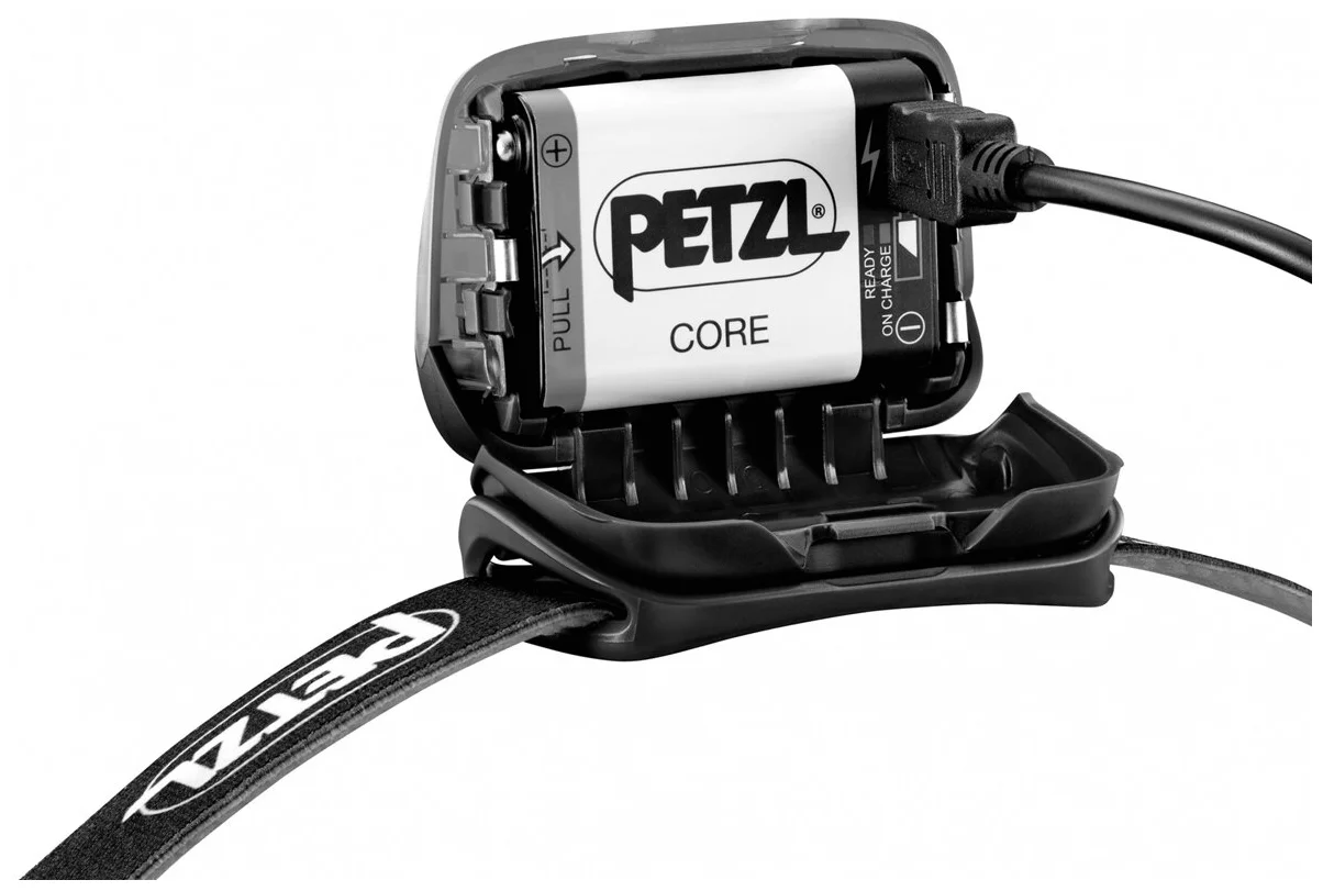 Petzl Actik Core - источник света: светодиоды