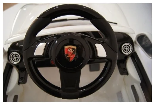 RiverToys Porsche A444AA VIP - эффекты: световые, звуковые