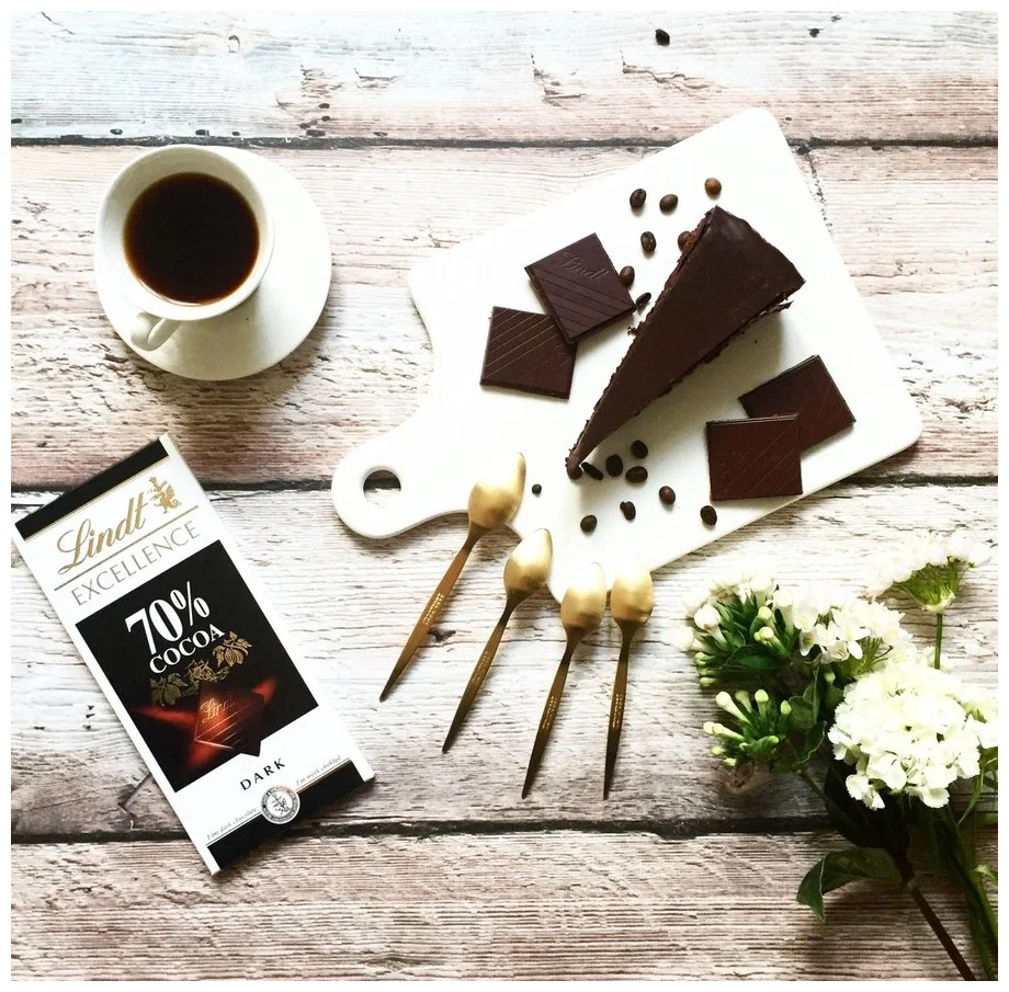 Lindt "Excellence 70%" - углеводы в 100 г: 34 г