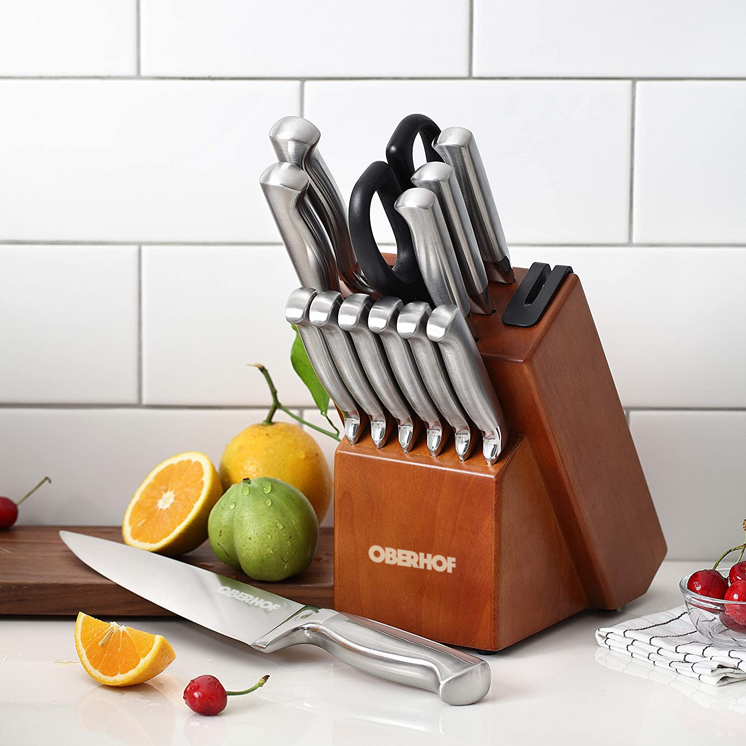 Oberhof Schneidkante S-17 - состав набора: универсальный нож, нож сантоку, нож для овощей, нож для стейка, зубчатый нож, поварской нож